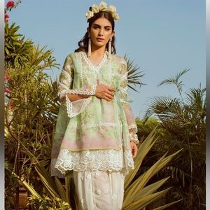 Farah Talib Aziz Floral Short Wrap with slip